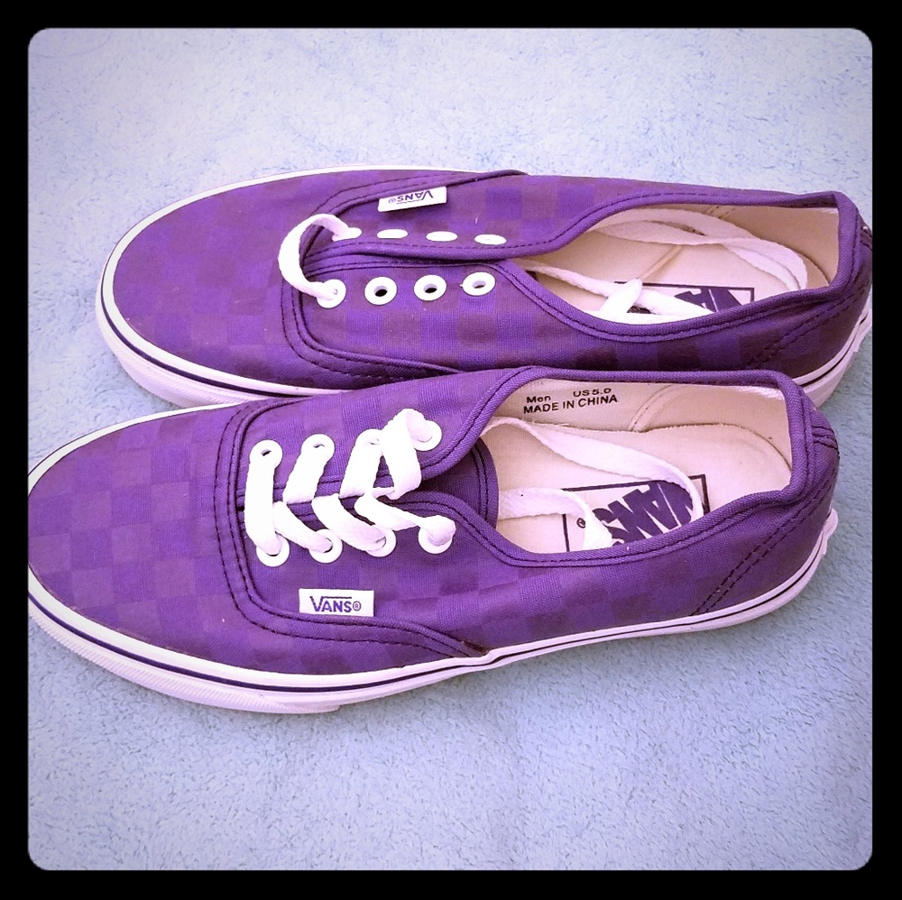 Brand new purple checkered vans never worn